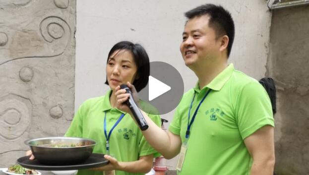 请欣赏音乐短片：《咱退休人的快乐》